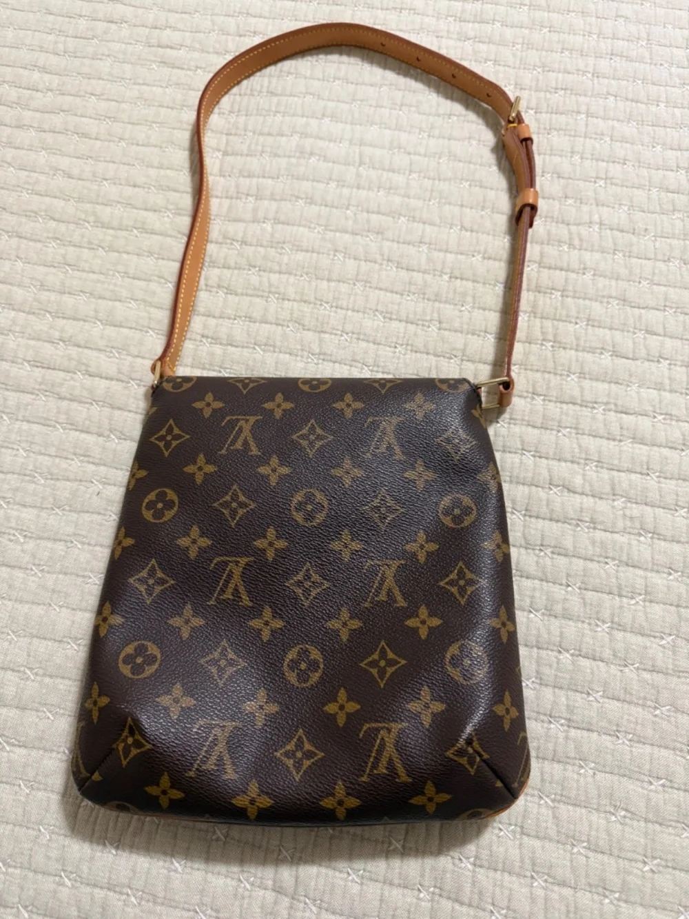 Louis Vuitton like new